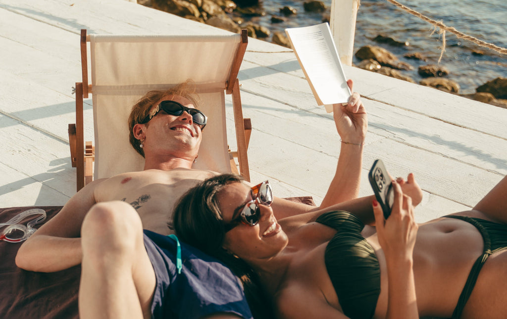 Callella, il tuo Poggiatesta Virale con Parasole Made in Italy