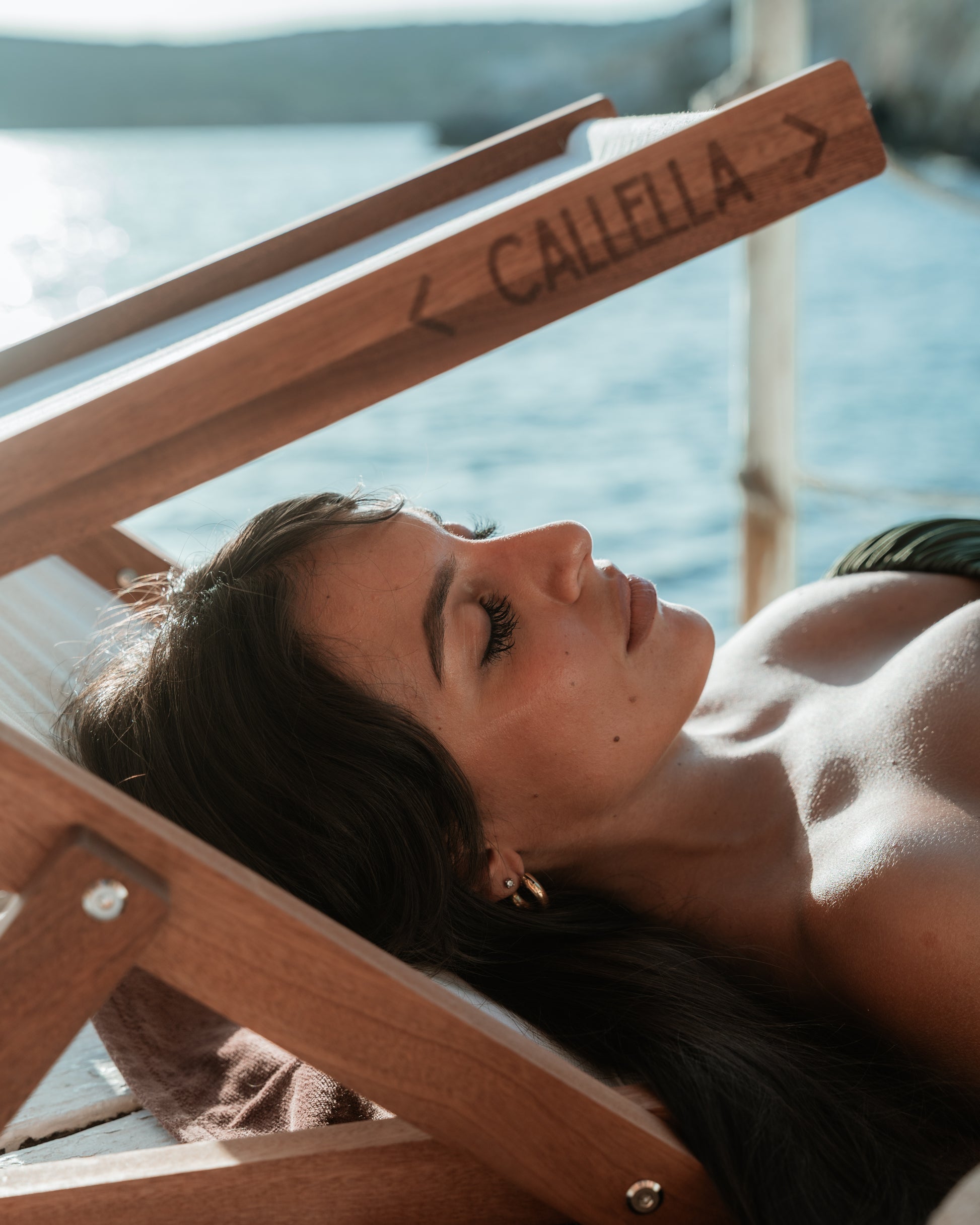 Callella, il tuo Poggiatesta Virale con Parasole Made in Italy